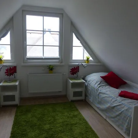 Godehus 6, Exquisites Fuer 6 Personen In * Zingst